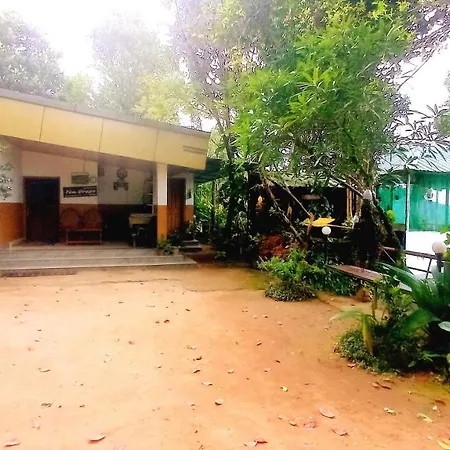 Munnar Home Stay Teadrops Plantation Villa Exterior photo