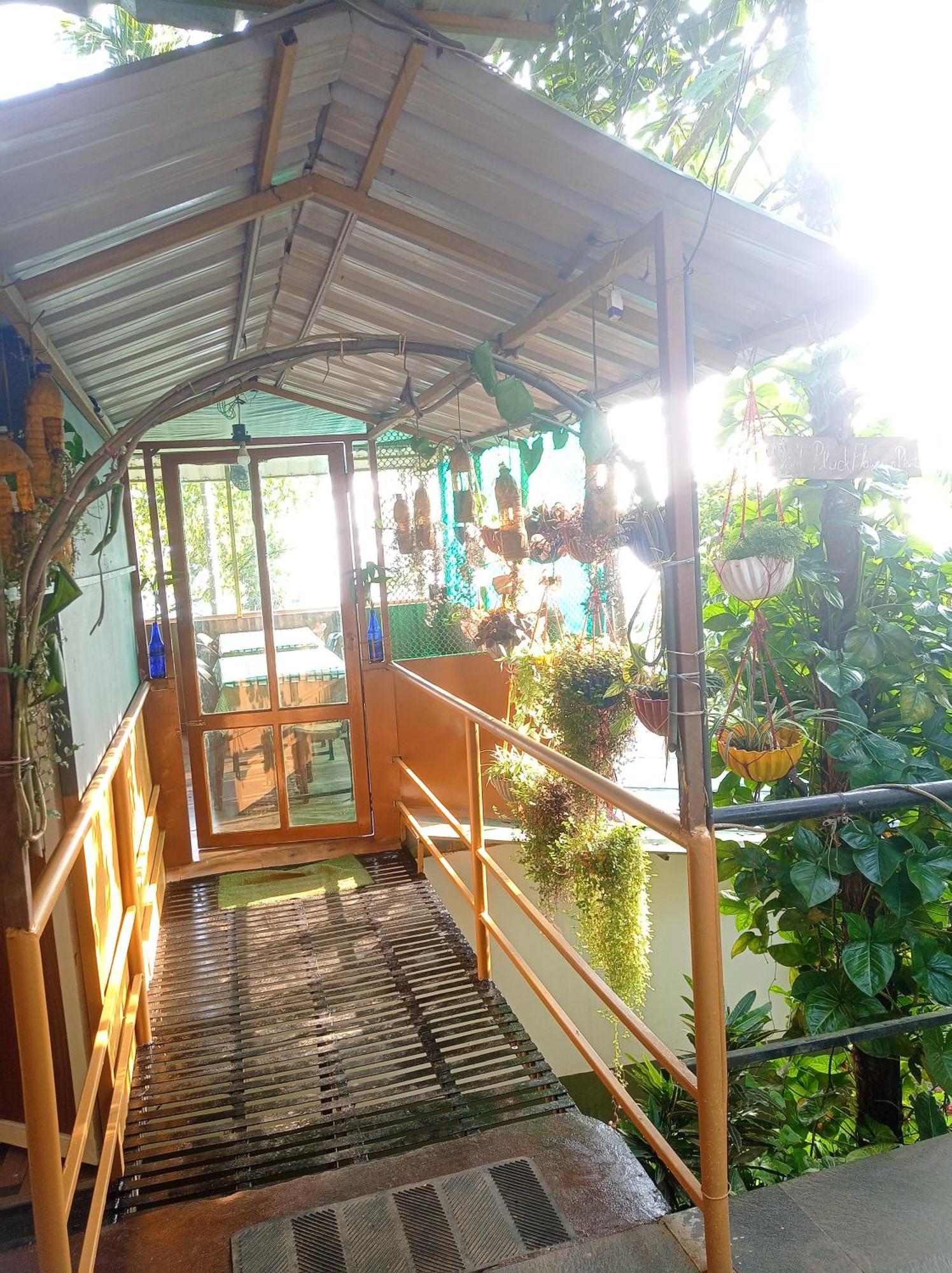 Homestay Teadrops Plantation Munnar